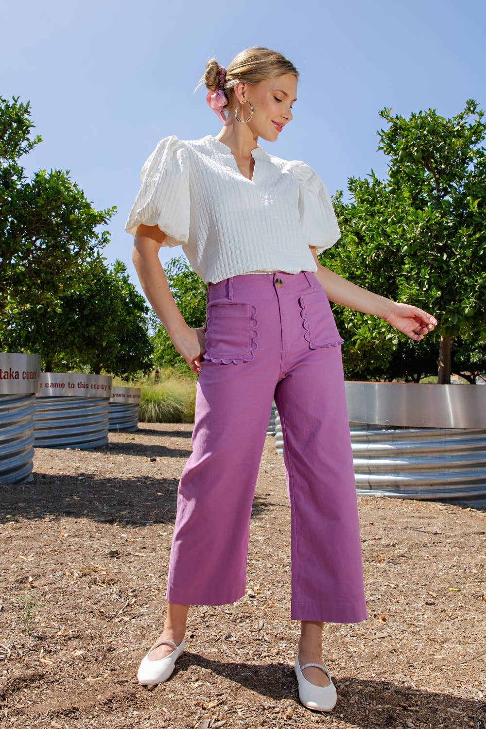 Wide-Leg Scallop Pant